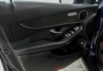 Подержанный автомобиль Mercedes-Benz GLC Coupe 2018 года (19 фото)