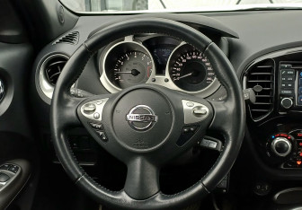 Подержанный автомобиль Nissan Juke 2018 года (12 фото)