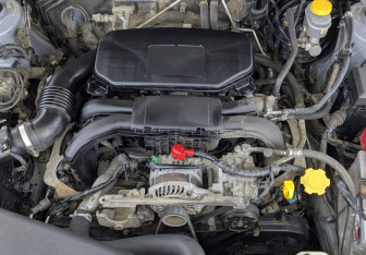 Подержанный автомобиль Subaru Outback Wagon 2011 года (9 фото)