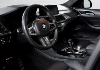Подержанный автомобиль BMW X4 2019 года (14 фото)