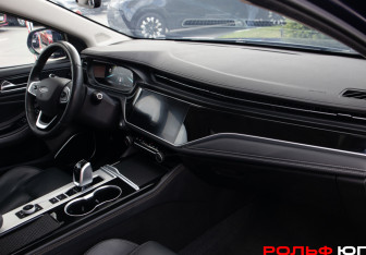 Подержанный автомобиль Omoda S5 2023 года (7 фото)