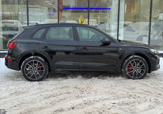 Новый Audi Q5 2025 (4 фото)