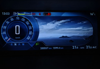 Подержанный автомобиль Citroen C4 Picasso 2014 года (17 фото)