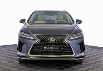 Подержанный автомобиль Lexus RX 2021 года (2 фото)