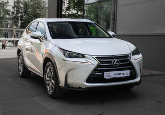 Подержанный автомобиль Lexus NX 2017 года (3 фото)