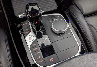 Подержанный автомобиль BMW X3 2021 года (20 фото)