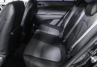 Подержанный автомобиль Hyundai Creta 2018 года (9 фото)