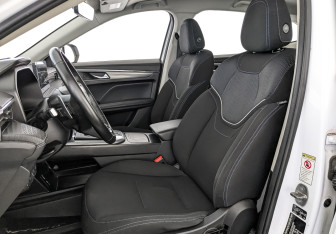 Подержанный автомобиль Haval Jolion 2023 года (20 фото)