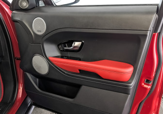 Подержанный автомобиль Land Rover Range Rover Evoque 2012 года (25 фото)