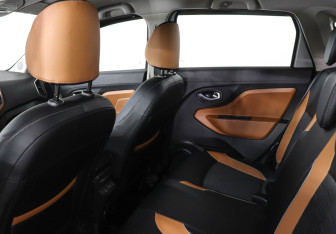 Подержанный автомобиль LADA (ВАЗ) XRAY 2019 года (12 фото)