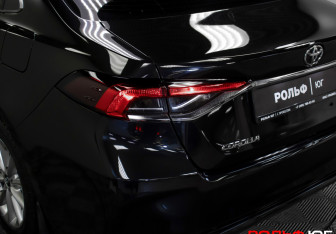 Подержанный автомобиль Toyota Corolla Sedan 2019 года (26 фото)