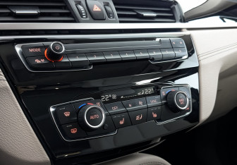 Подержанный автомобиль BMW X2 2021 года (21 фото)