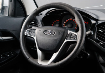 Подержанный автомобиль LADA (ВАЗ) Vesta Wagon 2019 года (18 фото)