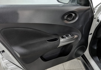 Подержанный автомобиль Nissan Juke 2014 года (19 фото)