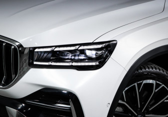 Подержанный автомобиль Geely Monjaro 2025 года (16 фото)