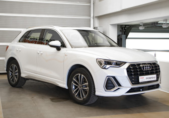 Подержанный автомобиль Audi Q3 2023 года (3 фото)