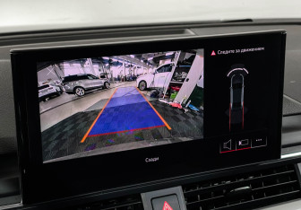 Подержанный автомобиль Audi A4 Sedan 2021 года (18 фото)