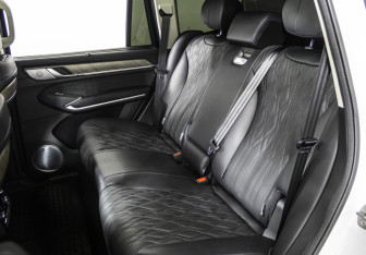 Подержанный автомобиль Tank 500 2023 года (16 фото)