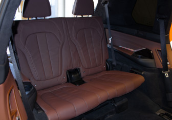 Подержанный автомобиль BMW X7 2019 года (35 фото)