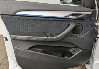 Подержанный автомобиль BMW X2 2020 года (9 фото)