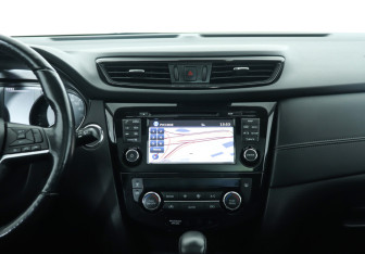 Подержанный автомобиль Nissan Qashqai 2019 года (14 фото)