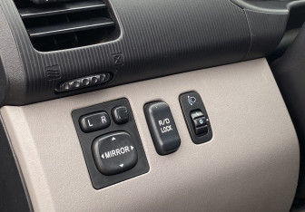 Подержанный автомобиль Mitsubishi Pajero Sport 2014 года (18 фото)