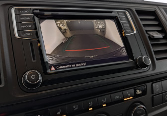 Подержанный автомобиль Volkswagen Multivan 2019 года (29 фото)