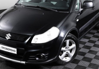 Подержанный автомобиль Suzuki SX4 Hatchback 2011 года (22 фото)