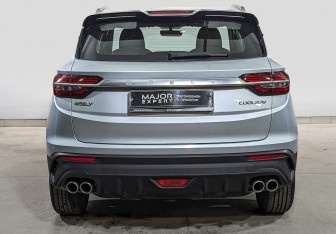 Подержанный автомобиль Geely Coolray 2023 года (6 фото)