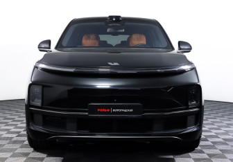 Подержанный автомобиль LiXiang L9 2023 года (2 фото)