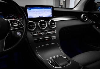 Подержанный автомобиль Mercedes-Benz GLC Coupe 2020 года (19 фото)