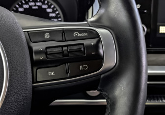 Подержанный автомобиль Kia K5 2021 года (29 фото)