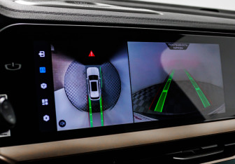 Подержанный автомобиль Geely Monjaro 2023 года (14 фото)