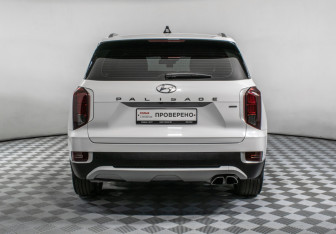 Подержанный автомобиль Hyundai Palisade 2019 года (6 фото)