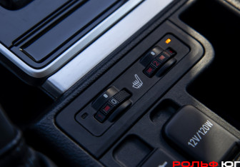 Подержанный автомобиль Toyota Land Cruiser Prado 2019 года (18 фото)