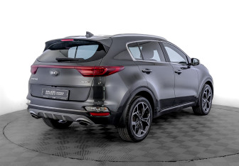 Подержанный автомобиль Kia Sportage 2021 года (5 фото)