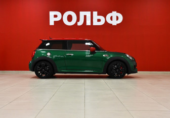 Подержанный автомобиль MINI Hatch 2019 года (4 фото)