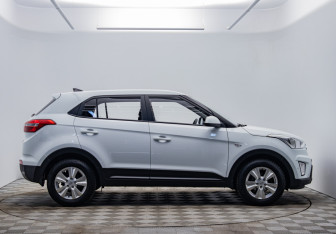 Подержанный автомобиль Hyundai Creta 2017 года (4 фото)