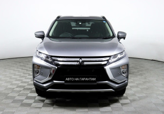 Подержанный автомобиль Mitsubishi Eclipse Cross 2018 года (2 фото)