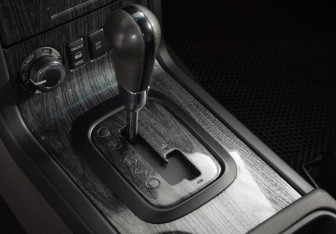 Подержанный автомобиль Nissan Pathfinder 2010 года (14 фото)