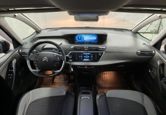 Подержанный автомобиль Citroen C4 Picasso 2014 года (11 фото)