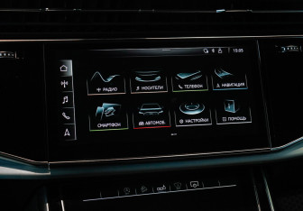 Подержанный автомобиль Audi Q8 2019 года (33 фото)