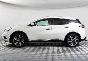 Подержанный автомобиль Nissan Murano Suv 2019 года (8 фото)