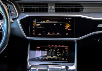 Подержанный автомобиль Audi A7 2021 года (15 фото)