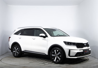 Подержанный автомобиль Kia Sorento 2020 года (3 фото)