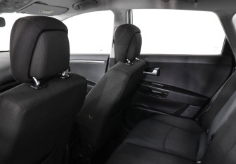 Подержанный автомобиль Kia Ceed Hatchback 2011 года (12 фото)