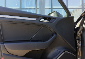 Подержанный автомобиль Audi A3 Sedan 2013 года (16 фото)