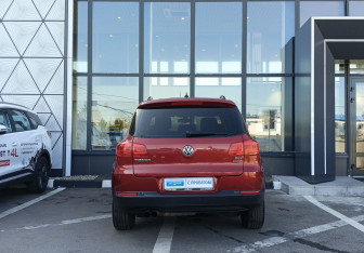 Подержанный автомобиль Volkswagen Tiguan 2013 года (6 фото)
