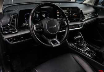 Подержанный автомобиль Kia Sportage 2023 года (13 фото)