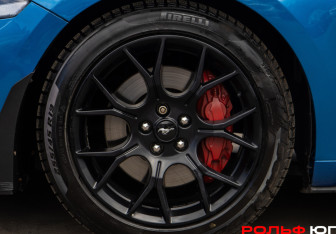 Подержанный автомобиль Ford Mustang Coupe 2019 года (25 фото)
